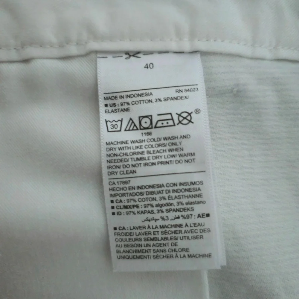 Old Navy Ultimate Slim Chino Shorts Mens 40 Blue White Micro Stripe Cotton